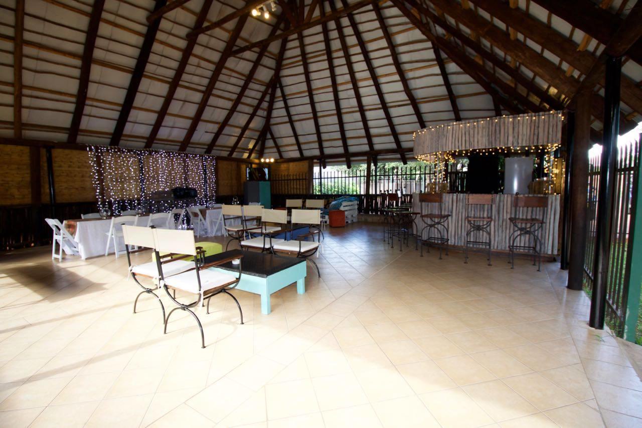 Flatdog Lodge Victoria Falls Exterior foto