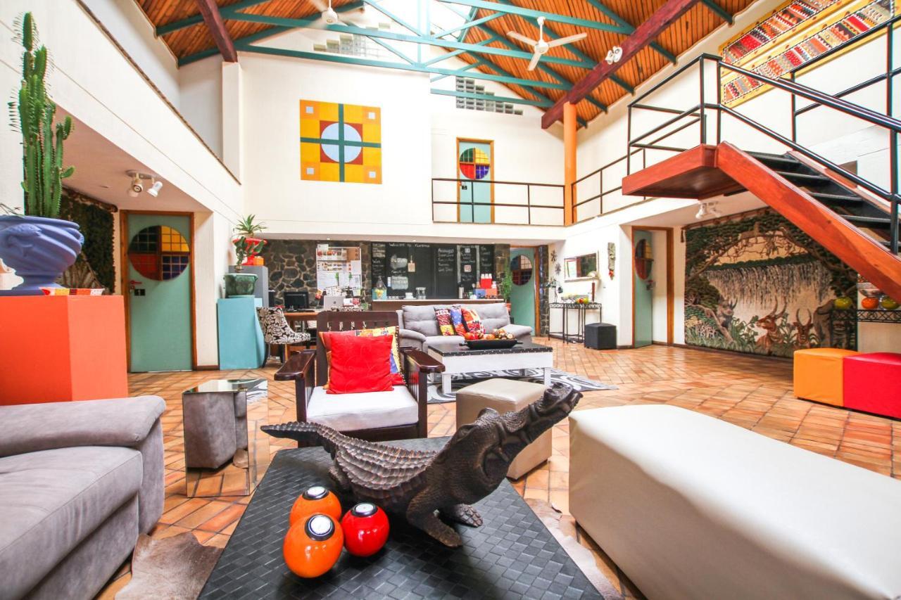 Flatdog Lodge Victoria Falls Exterior foto